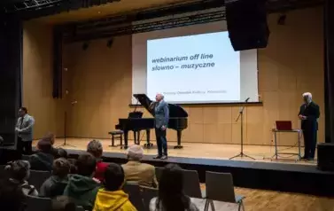Czwartkowe Spotkanie z Kulturą i Sztuką 20