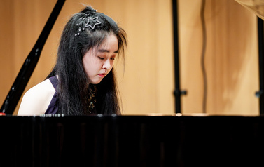 TIANYAO-LYU-(892)