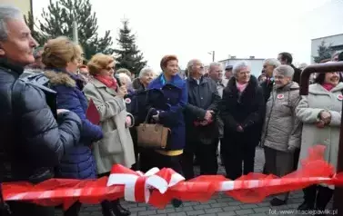 Otwarcie i poświęcenie Izby Pamięci Towarzystwa Przyjaciół Ziemi Komornickiej 35