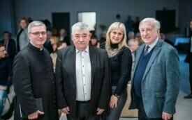 Galeria aktualności Otwarcie Domu Kultury ,,Świetlica&rdquo; w Szreniawie 90 30